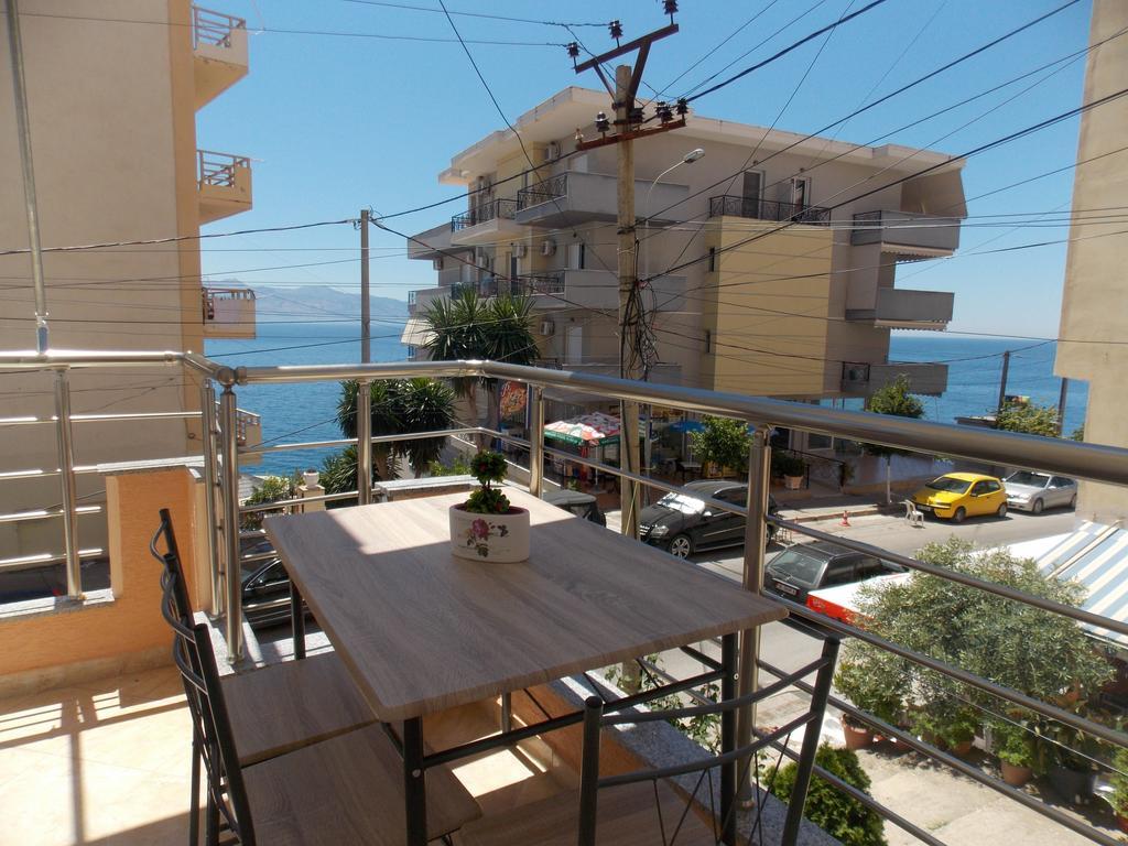 Amber Apartments Sarandë Esterno foto